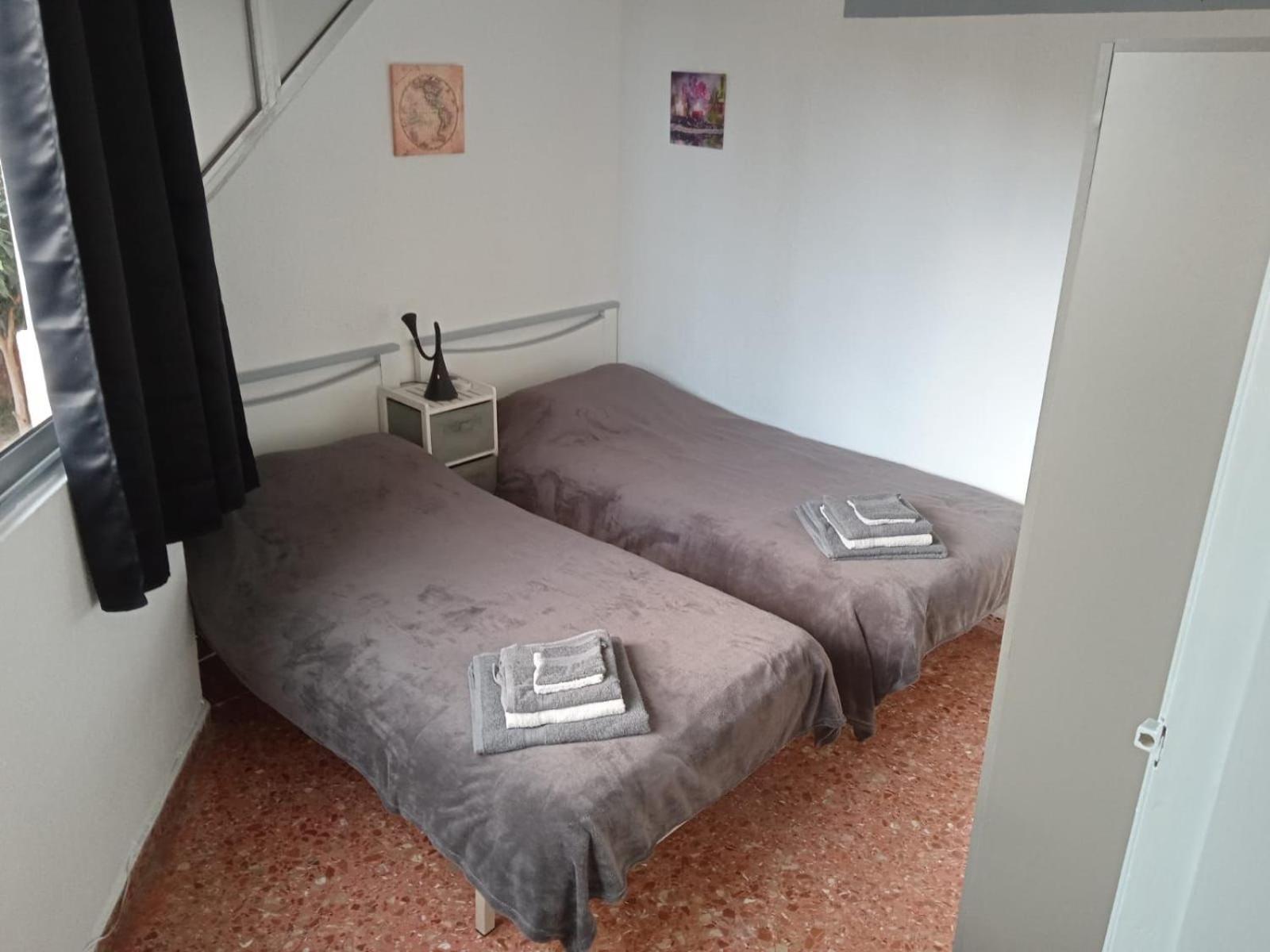 Edificio Gijon Newly Renovated Two-Bedroom Apartment بينايدورم المظهر الخارجي الصورة
